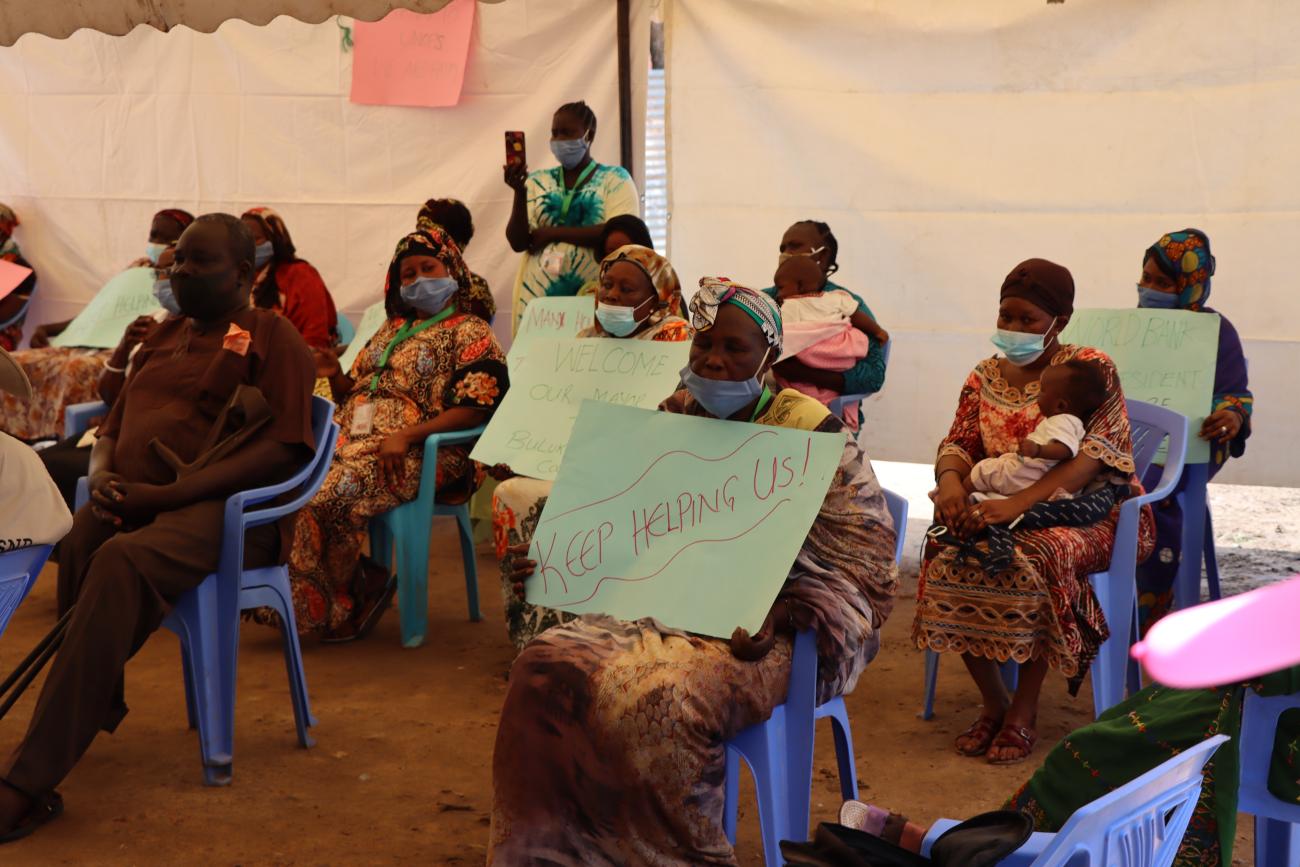 Community members during a meeting with World Bank's Regional Vice President for Eastern and Southern Africa